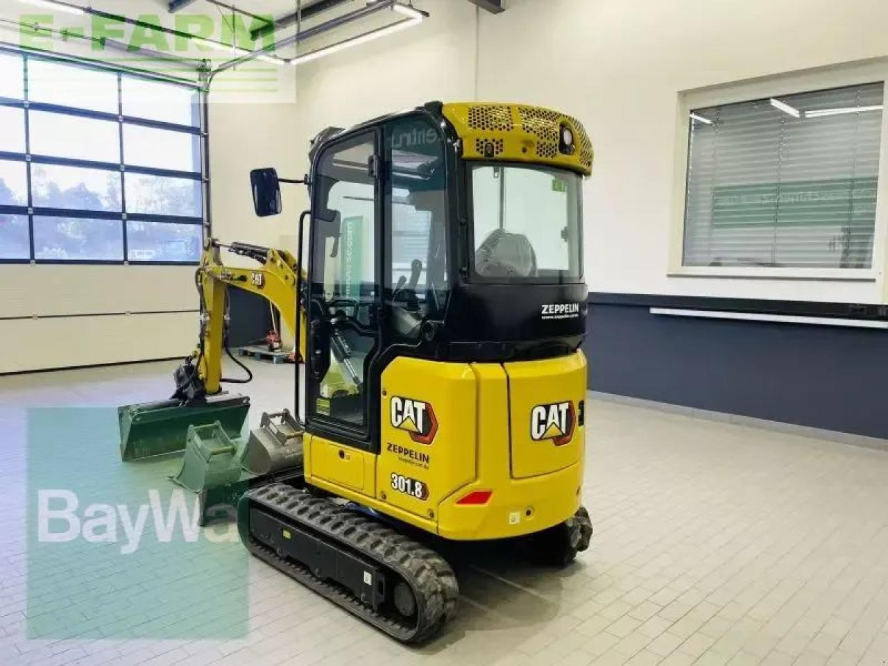 Mini excavator Caterpillar 301.8-05a: picture 6