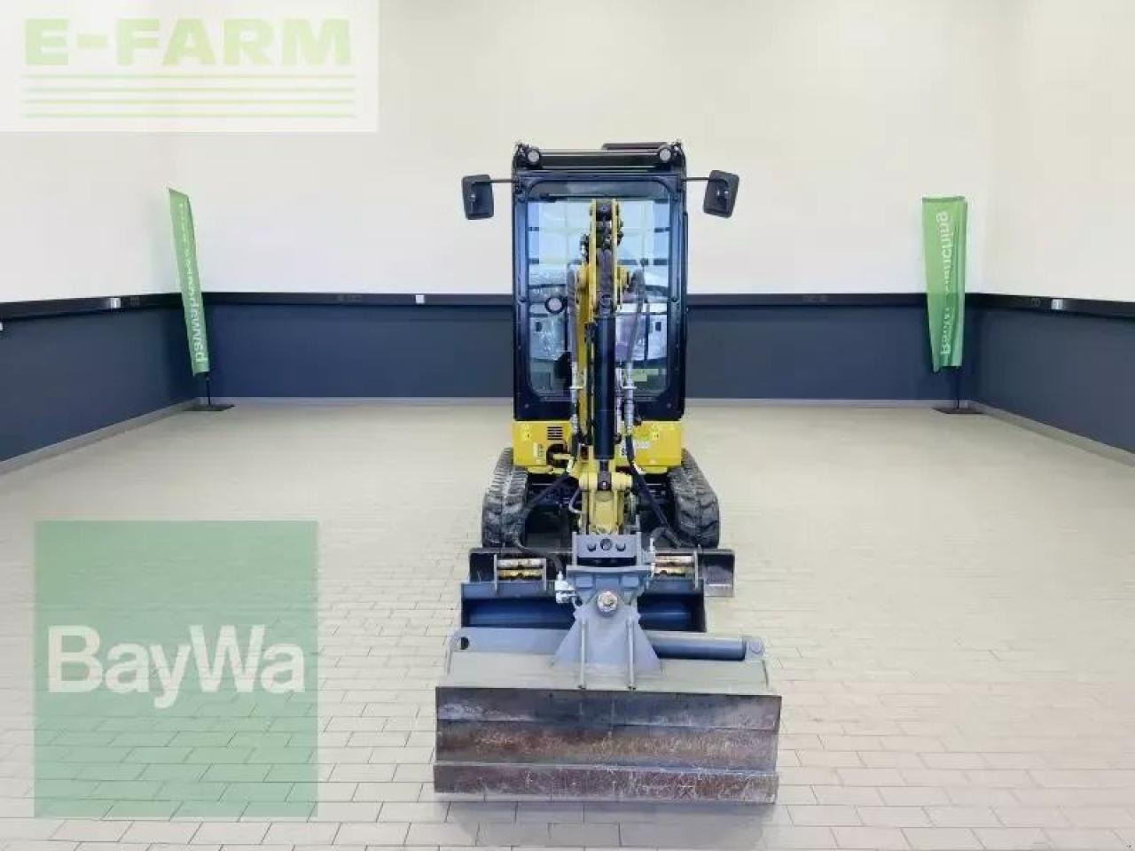 Mini excavator Caterpillar 301.8-05a: picture 9