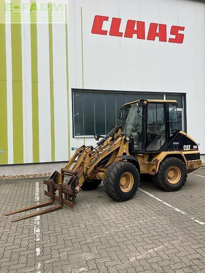 Caterpillar 906 - Mini excavator: picture 1 Caterpillar 906 - Mini excavator: picture 1