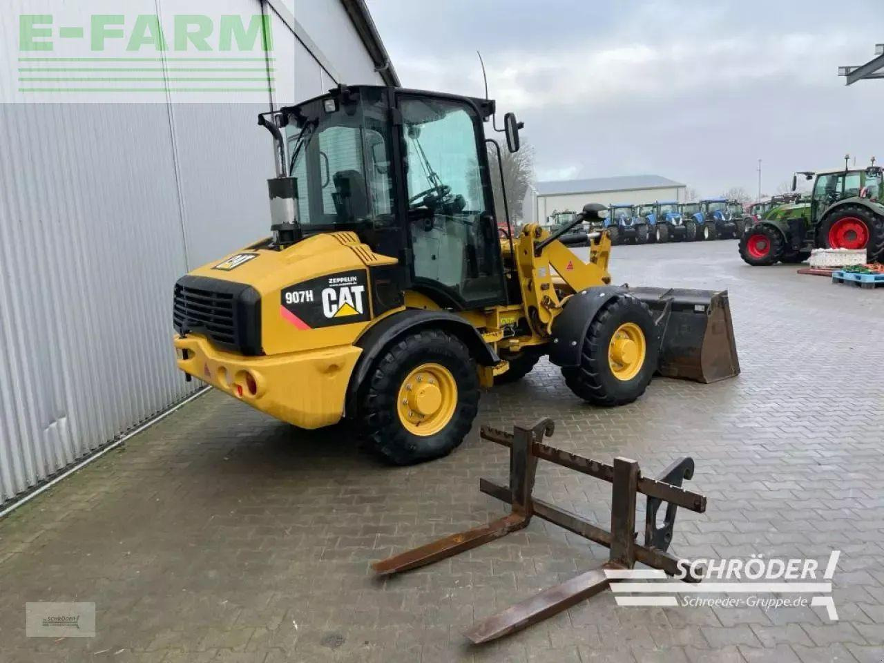 Caterpillar 907 h + schaufel + palettengabel - Mini excavator: picture 5 Caterpillar 907 h + schaufel + palettengabel - Mini excavator: picture 5