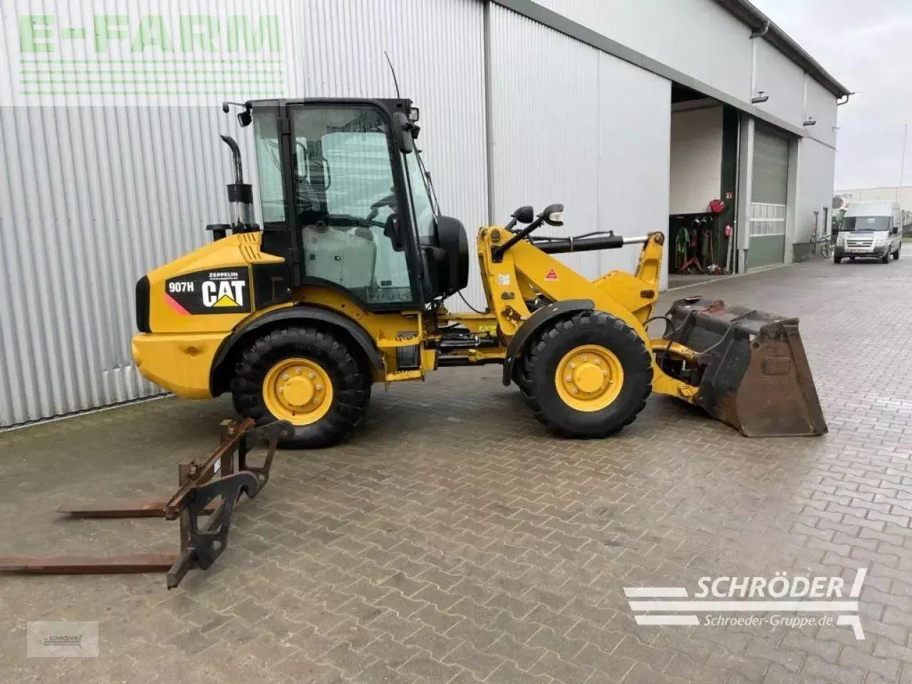 Caterpillar 907 h + schaufel + palettengabel - Mini excavator: picture 4 Caterpillar 907 h + schaufel + palettengabel - Mini excavator: picture 4