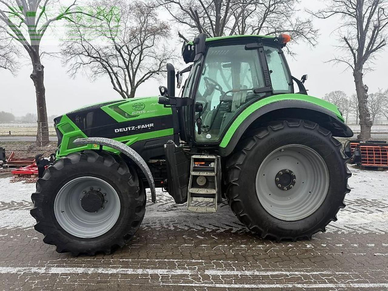 Deutz-Fahr agrotron 6205 rcshift - Farm tractor: picture 1 Deutz-Fahr agrotron 6205 rcshift - Farm tractor: picture 1