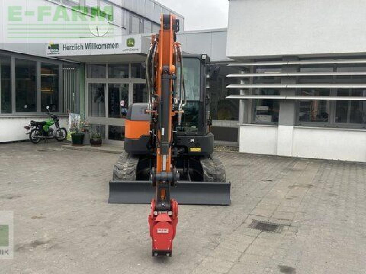 Doosan dx55r-7 - Mini excavator: picture 2 Doosan dx55r-7 - Mini excavator: picture 2