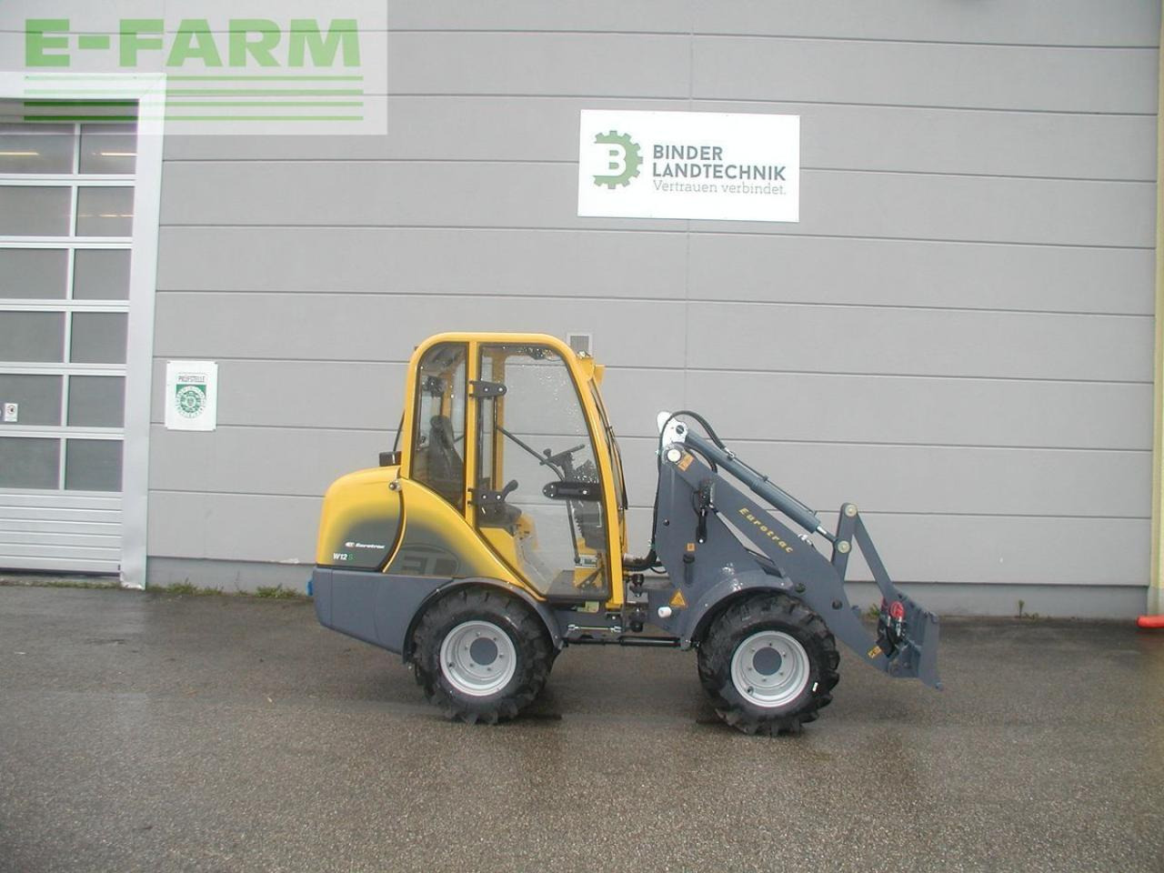Eurotrac 820 / w12-cs2 - Mini excavator: picture 2 Eurotrac 820 / w12-cs2 - Mini excavator: picture 2