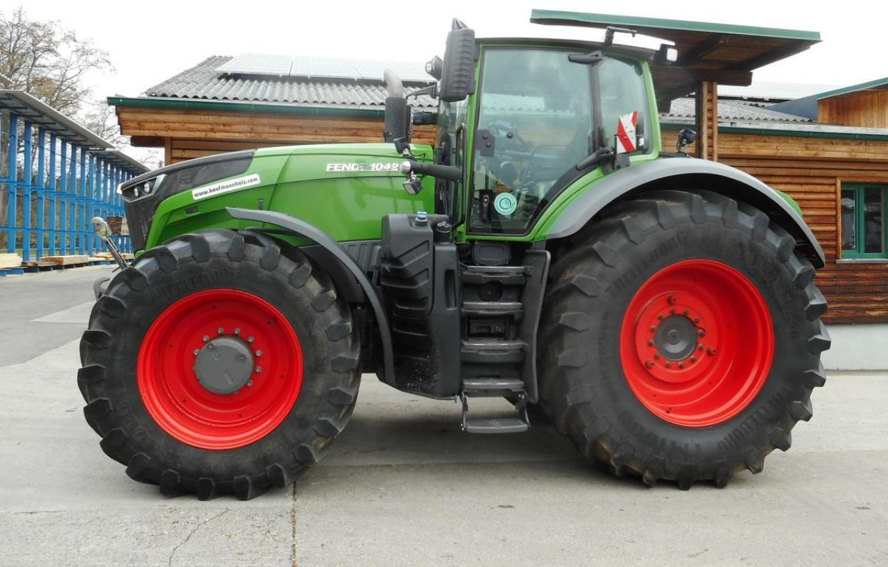 Fendt 1042 vario - Farm tractor: picture 1 Fendt 1042 vario - Farm tractor: picture 1