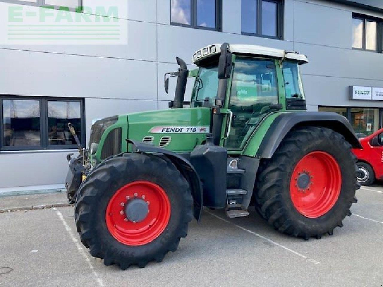 Fendt 718 vario com3 - Farm tractor: picture 2 Fendt 718 vario com3 - Farm tractor: picture 2