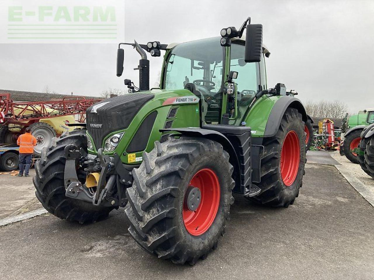 Fendt 718 vario profiplus s4 rtk ProfiPlus - Farm tractor: picture 4 Fendt 718 vario profiplus s4 rtk ProfiPlus - Farm tractor: picture 4