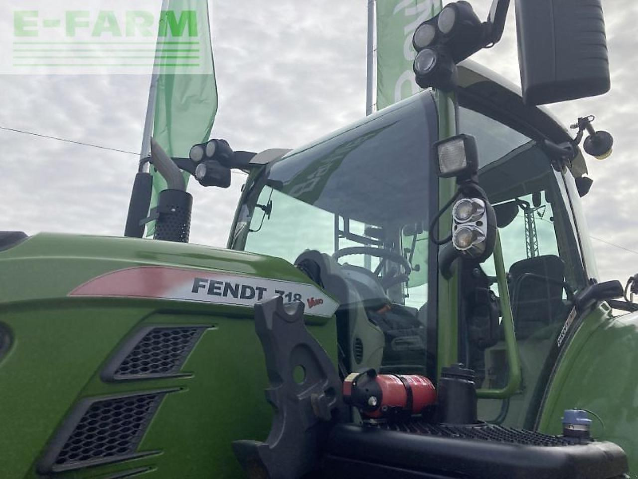 Fendt 718 vario s4 profi plus ProfiPlus - Farm tractor: picture 4 Fendt 718 vario s4 profi plus ProfiPlus - Farm tractor: picture 4