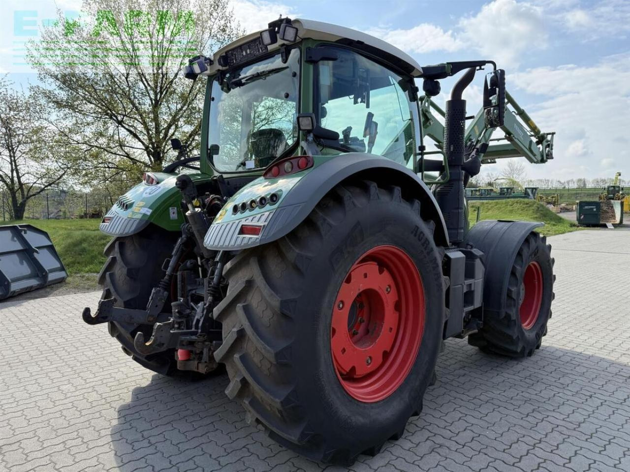 Fendt 724 power - Farm tractor: picture 5 Fendt 724 power - Farm tractor: picture 5