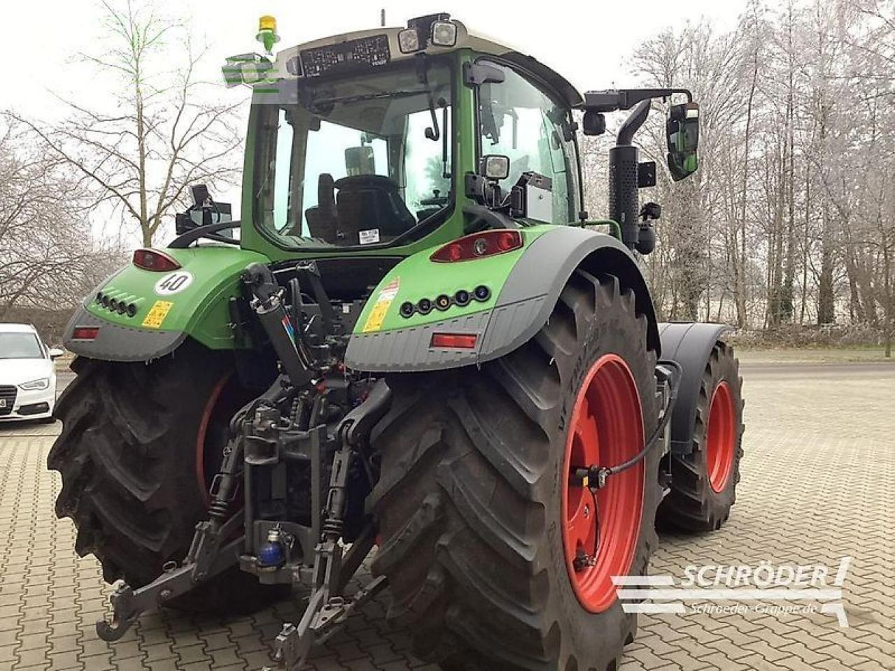Farm tractor Fendt 724 vario gen6 profi plus ProfiPlus: picture 6