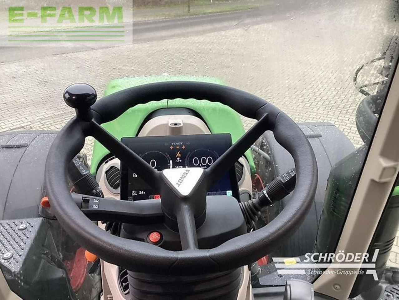 Farm tractor Fendt 724 vario gen6 profi plus ProfiPlus: picture 12