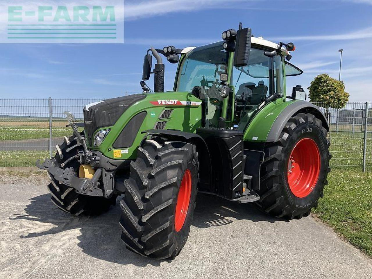 Fendt 724 vario profiplus ProfiPlus - Farm tractor: picture 1 Fendt 724 vario profiplus ProfiPlus - Farm tractor: picture 1