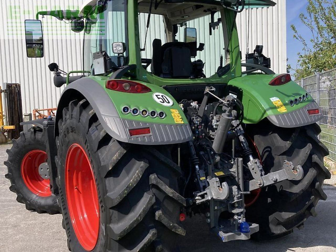 Fendt 724 vario profiplus ProfiPlus - Farm tractor: picture 3 Fendt 724 vario profiplus ProfiPlus - Farm tractor: picture 3