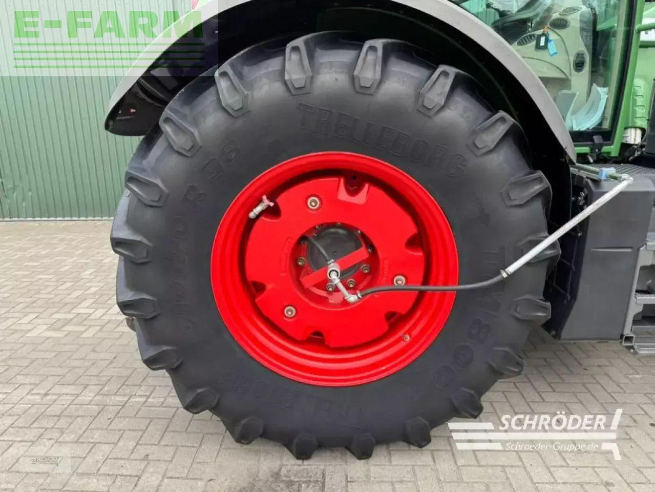 Farm tractor Fendt 724 vario s4 profi plus ProfiPlus: picture 14