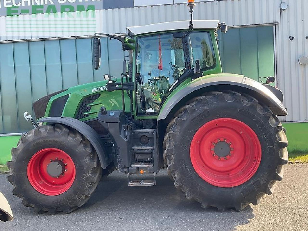 Fendt 828 s4 - Farm tractor: picture 1 Fendt 828 s4 - Farm tractor: picture 1