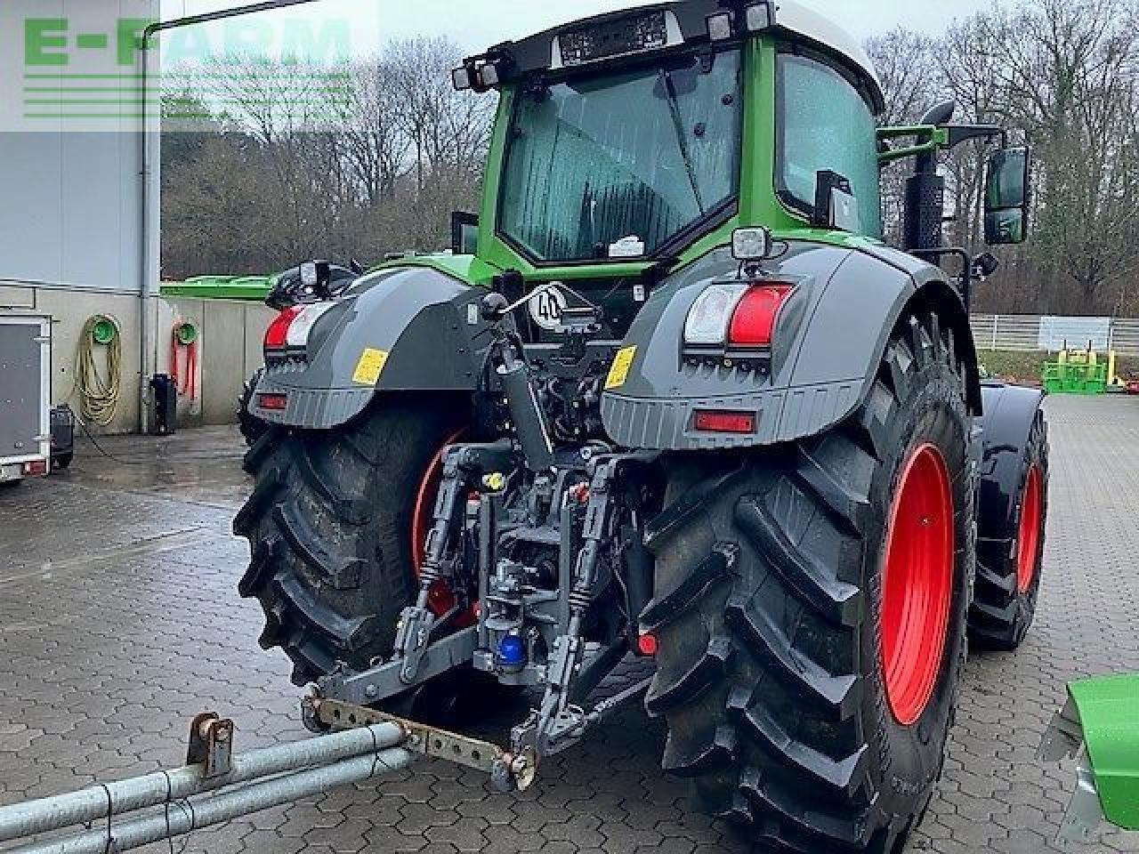 Fendt 828 s4 profi+ - Farm tractor: picture 3 Fendt 828 s4 profi+ - Farm tractor: picture 3