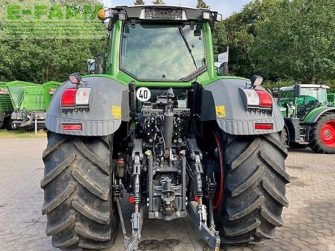 Fendt 828 vario s4 profiplus ProfiPlus - Farm tractor: picture 3 Fendt 828 vario s4 profiplus ProfiPlus - Farm tractor: picture 3