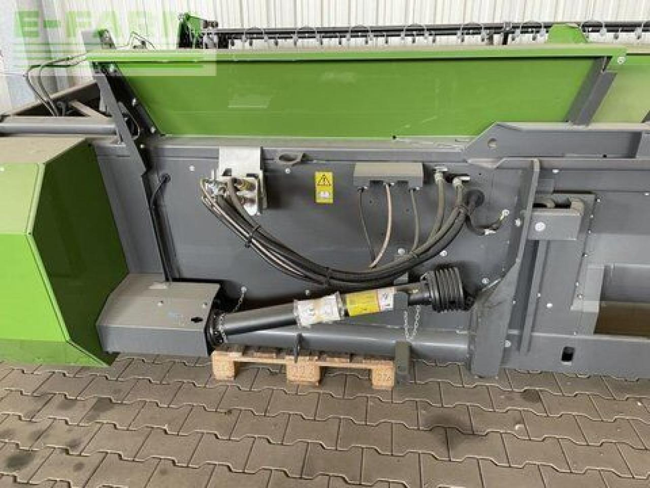 Fendt schneidwerk pf 5,50m (18') - Forage harvester attachment: picture 3 Fendt schneidwerk pf 5,50m (18') - Forage harvester attachment: picture 3