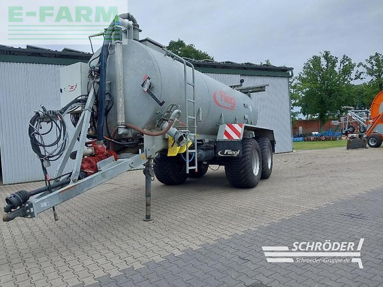 Fliegl 16000 l - Fertilizing equipment: picture 1 Fliegl 16000 l - Fertilizing equipment: picture 1
