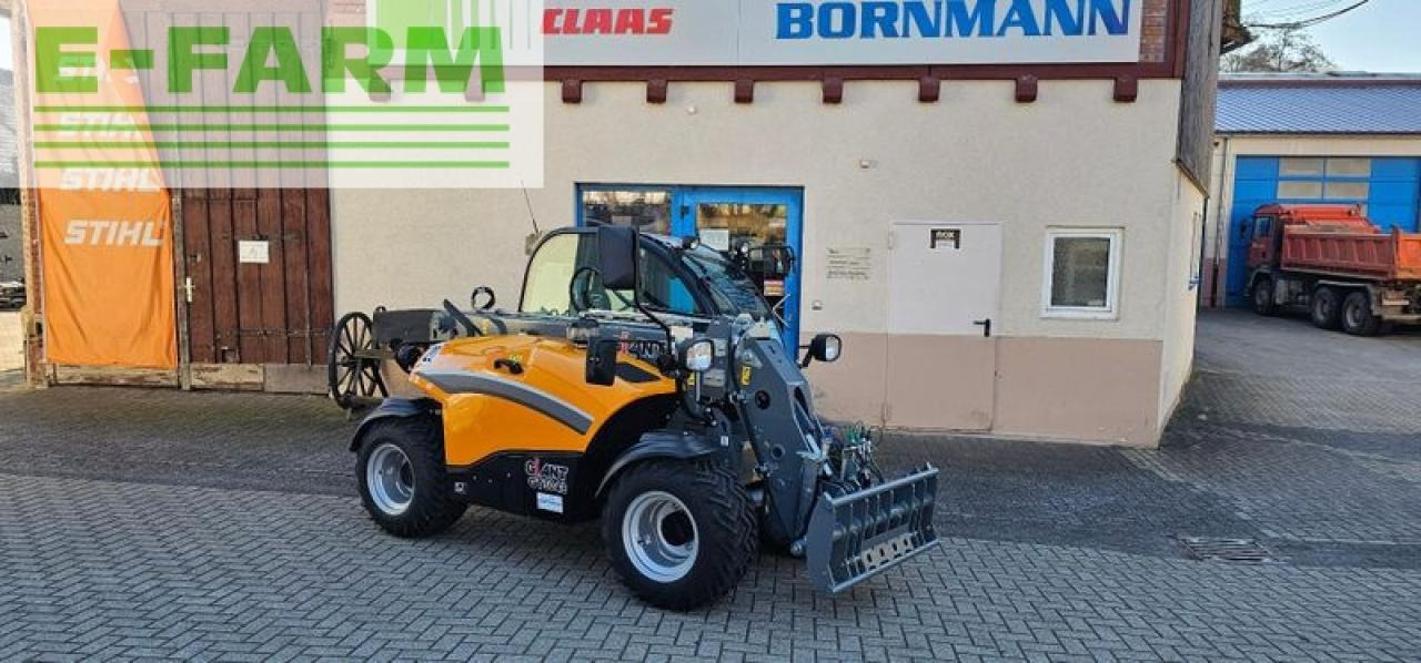 Giant gt 5048 teleskoplader euro aufnahme, pro inching + handgas - Telescopic handler: picture 1 Giant gt 5048 teleskoplader euro aufnahme, pro inching + handgas - Telescopic handler: picture 1