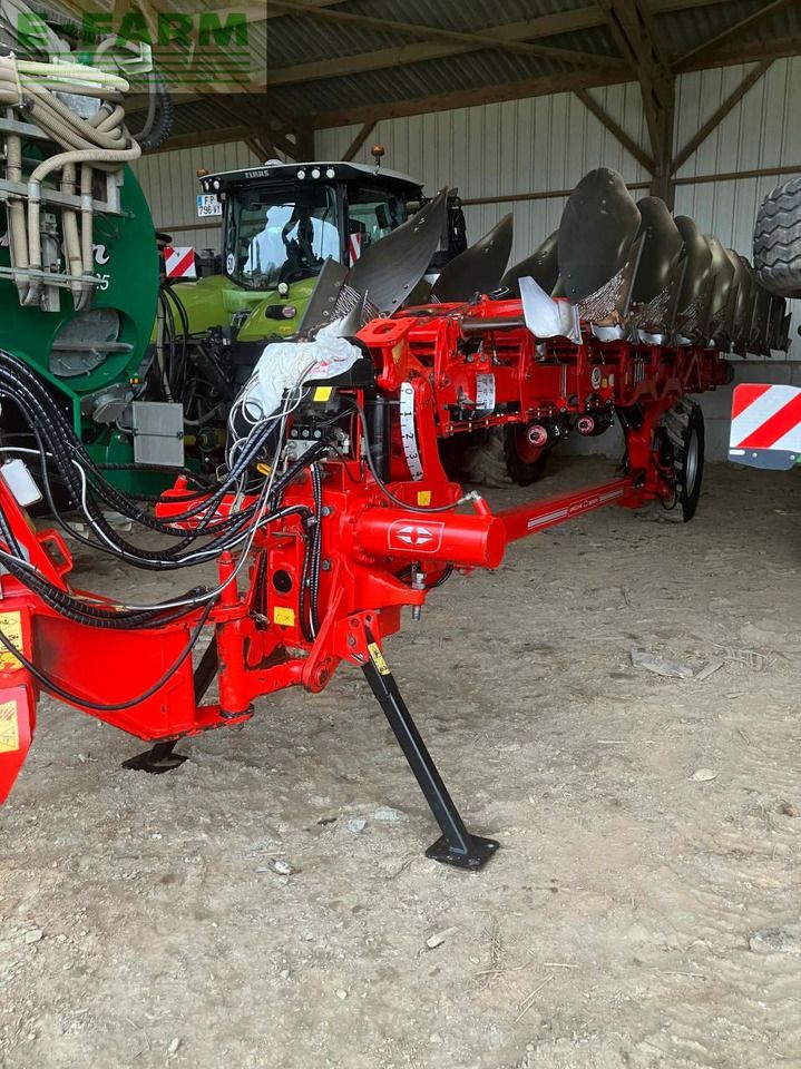 Gregoire Besson 8 corps - Plow: picture 2 Gregoire Besson 8 corps - Plow: picture 2