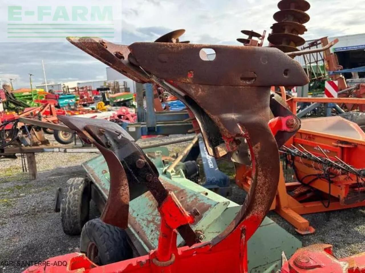 Gregoire Besson rwb9 - Plow: picture 4 Gregoire Besson rwb9 - Plow: picture 4
