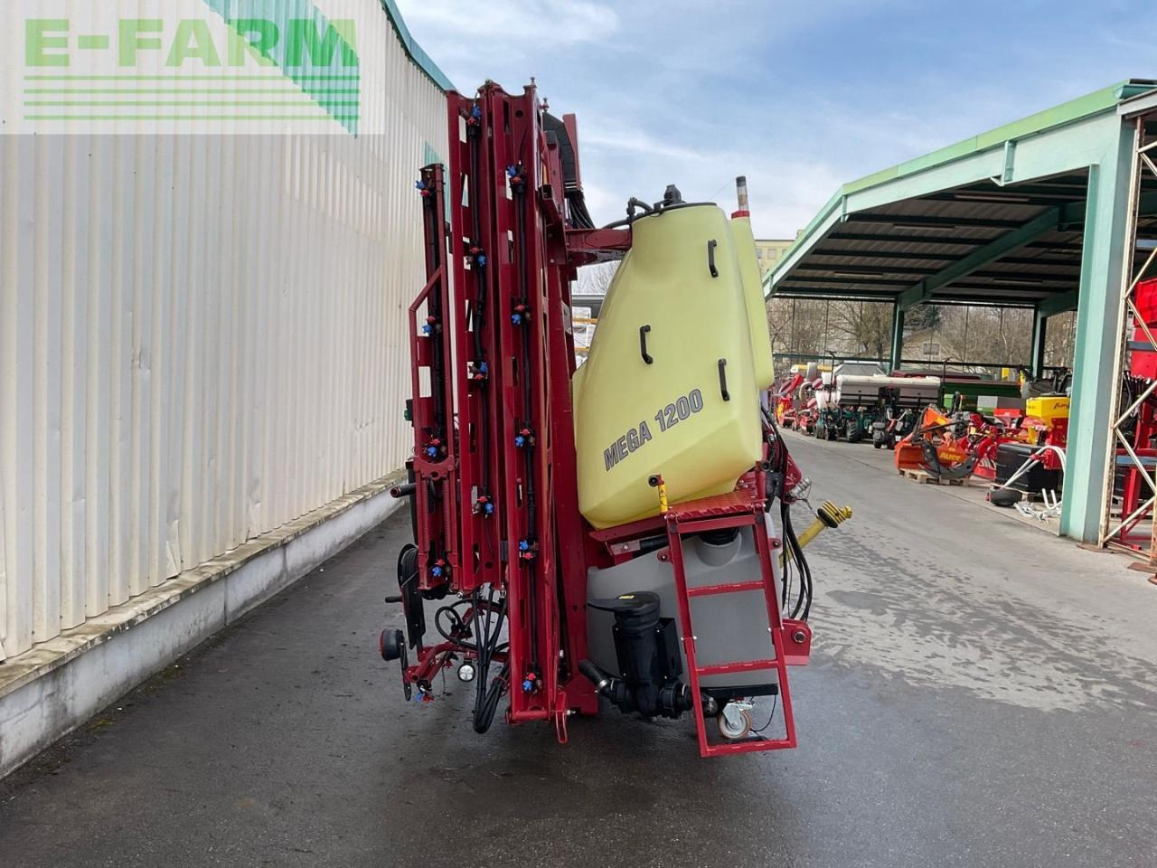 Hardi MEGA 1200 - Trailed sprayer: picture 5 Hardi MEGA 1200 - Trailed sprayer: picture 5