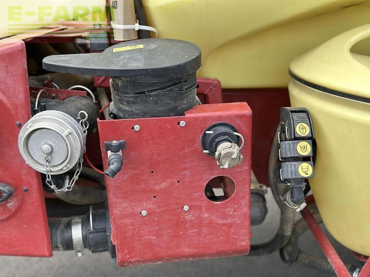 Hardi navigator 4000 21m - Trailed sprayer: picture 5 Hardi navigator 4000 21m - Trailed sprayer: picture 5