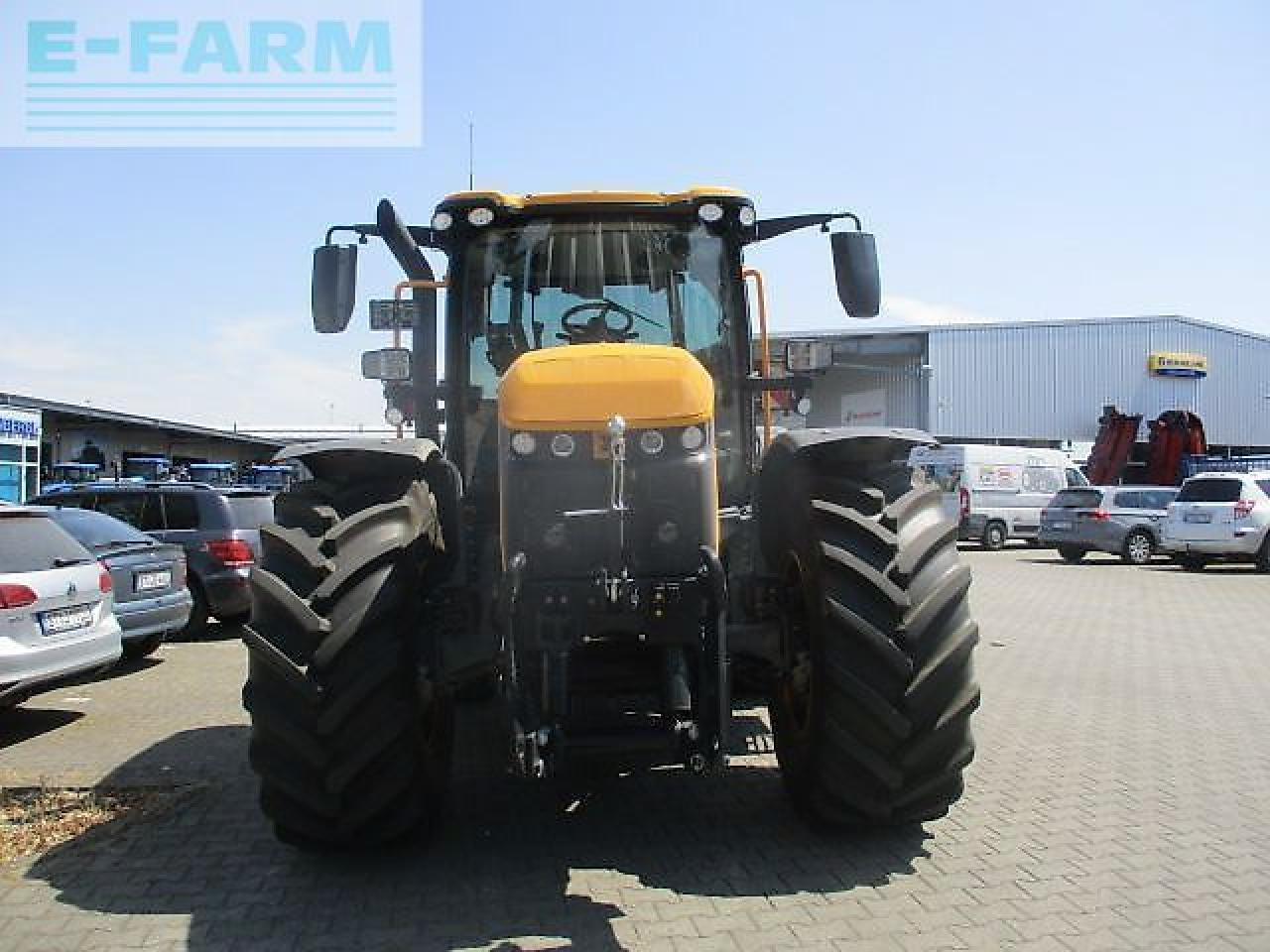 JCB 4220 icon - Farm tractor: picture 2 JCB 4220 icon - Farm tractor: picture 2
