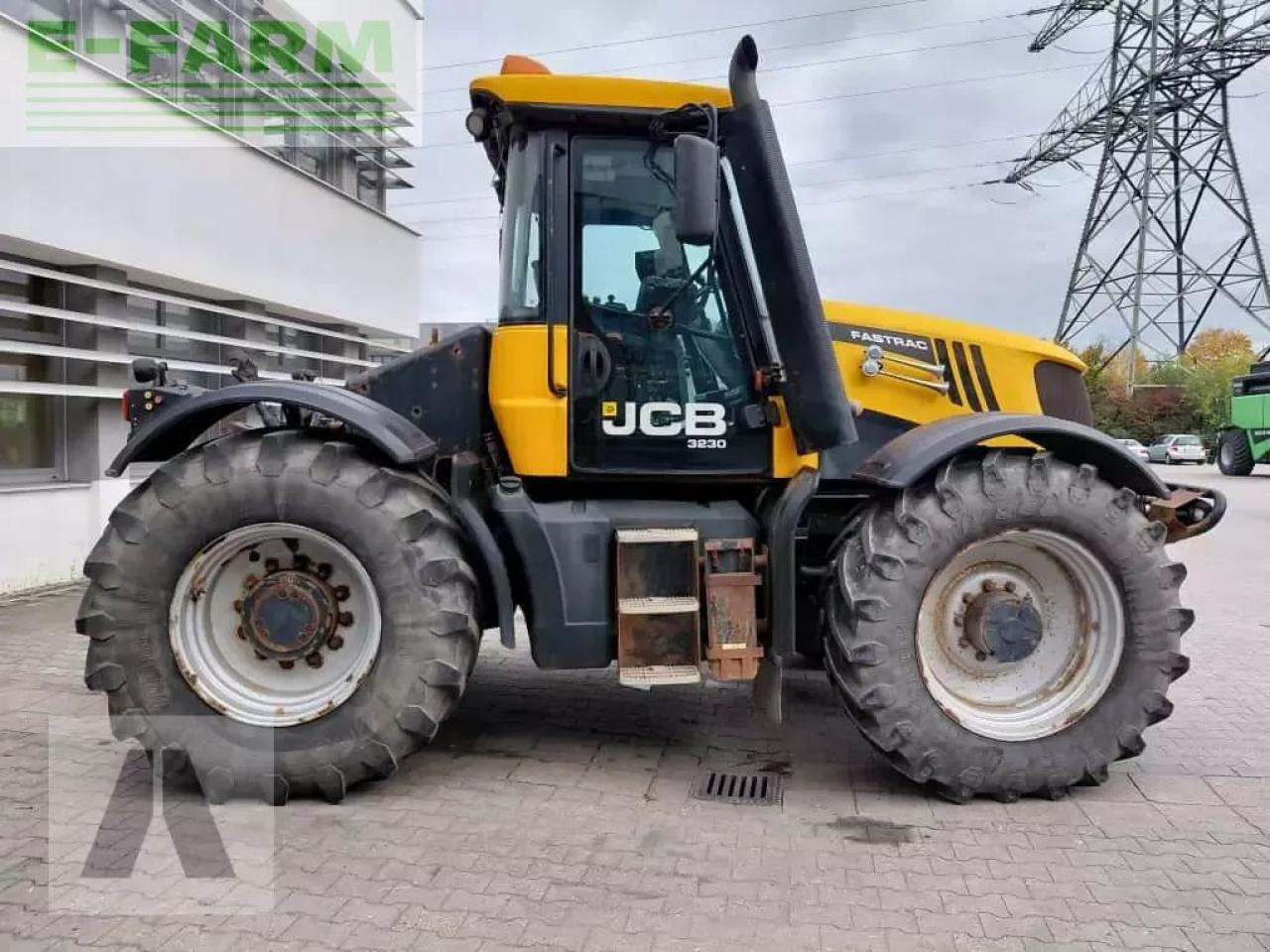 JCB fastrac 3230 - Farm tractor: picture 3 JCB fastrac 3230 - Farm tractor: picture 3