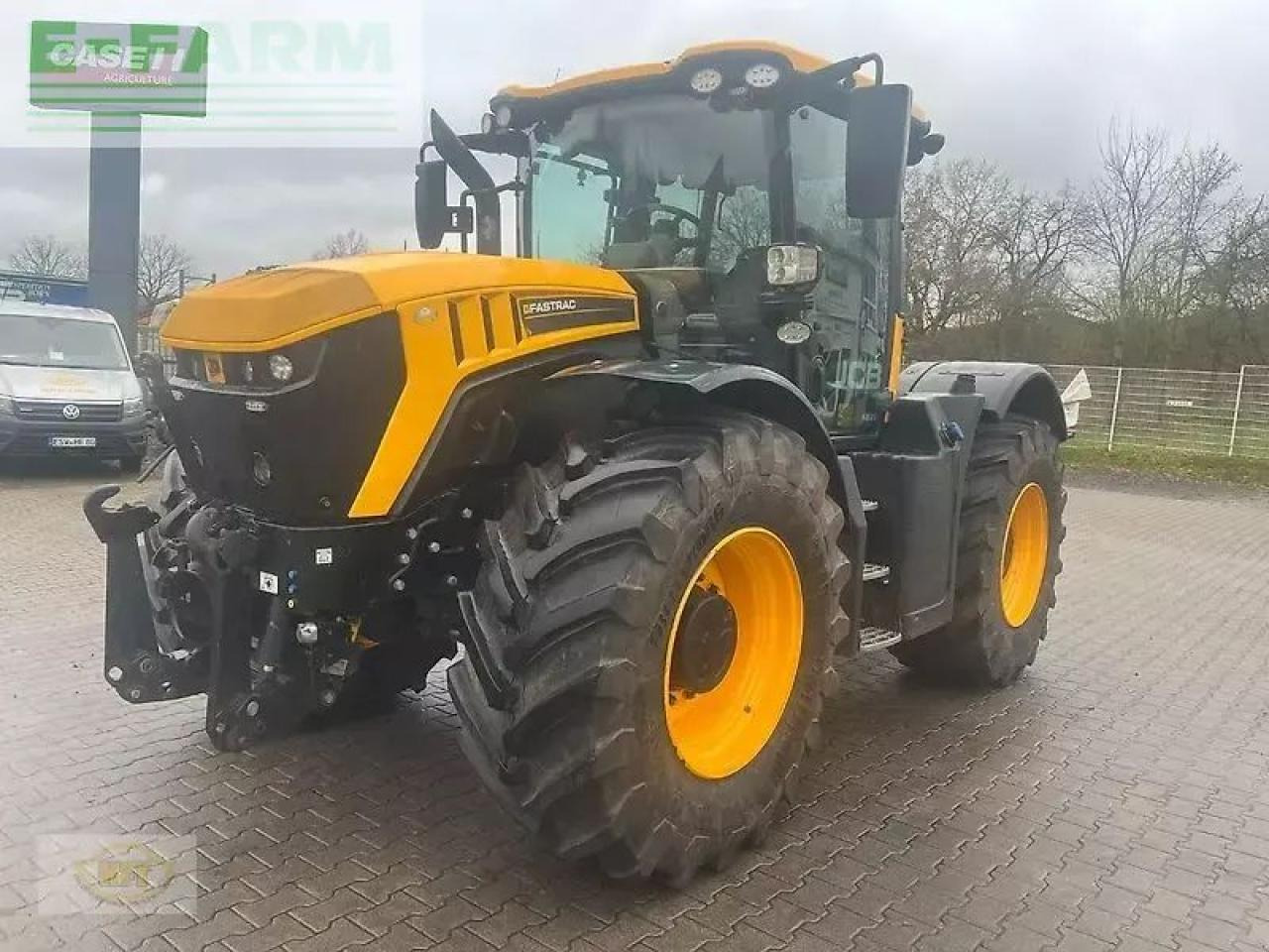 JCB fastrac 4220 - Farm tractor: picture 1 JCB fastrac 4220 - Farm tractor: picture 1