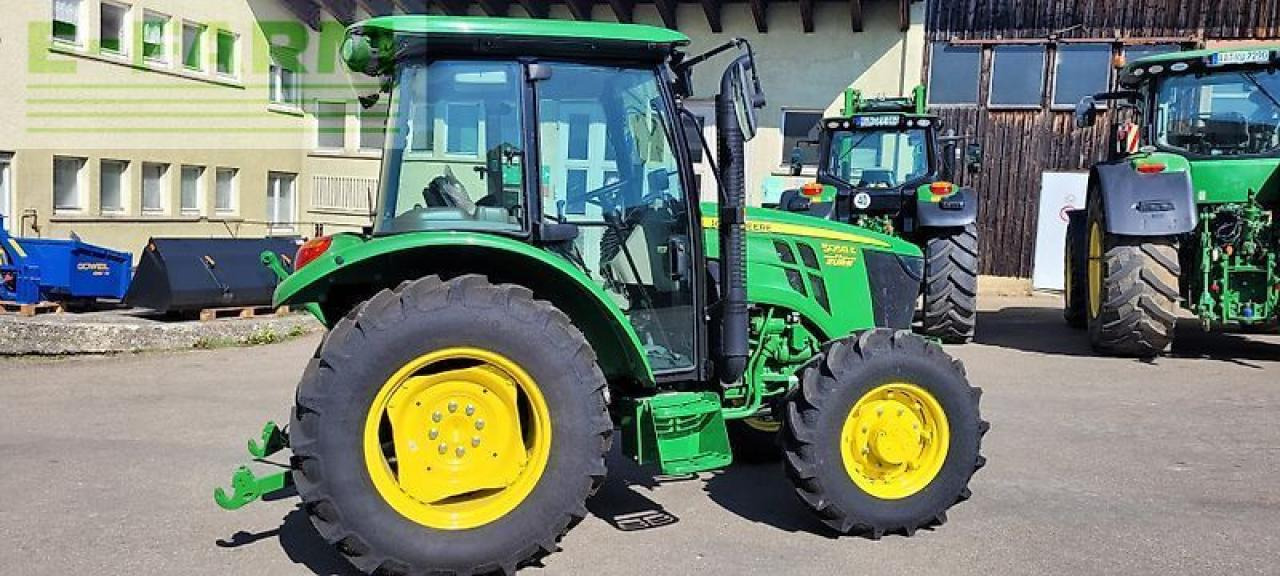 John Deere 5058e - Farm tractor: picture 3 John Deere 5058e - Farm tractor: picture 3