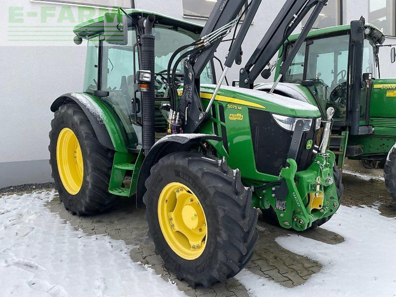 John Deere 5075 m - Farm tractor: picture 2 John Deere 5075 m - Farm tractor: picture 2