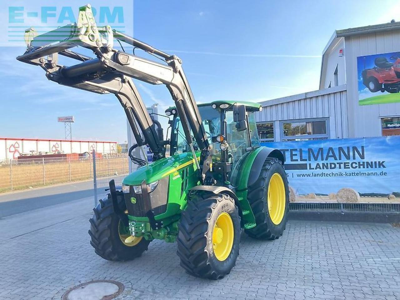 John Deere 5090r - Farm tractor: picture 1 John Deere 5090r - Farm tractor: picture 1