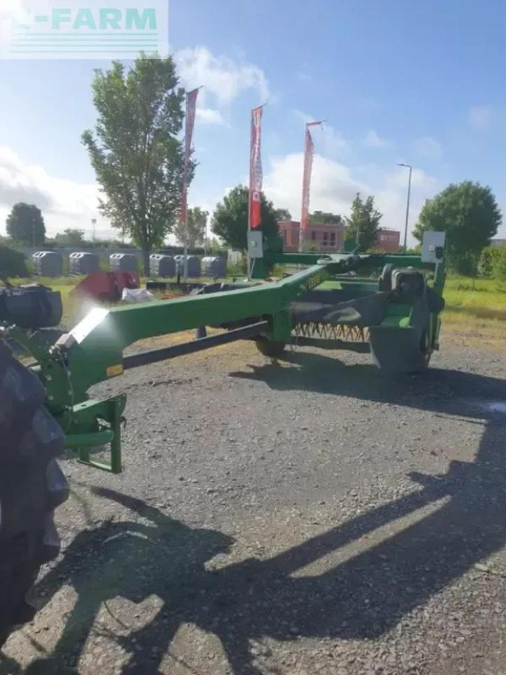 John Deere 530 - Mower: picture 4 John Deere 530 - Mower: picture 4