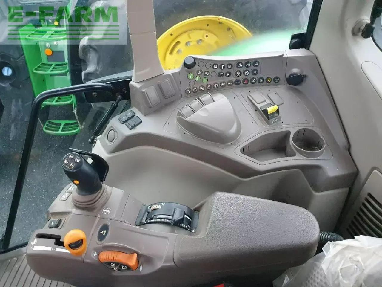 John Deere 6100 m - Farm tractor: picture 3 John Deere 6100 m - Farm tractor: picture 3