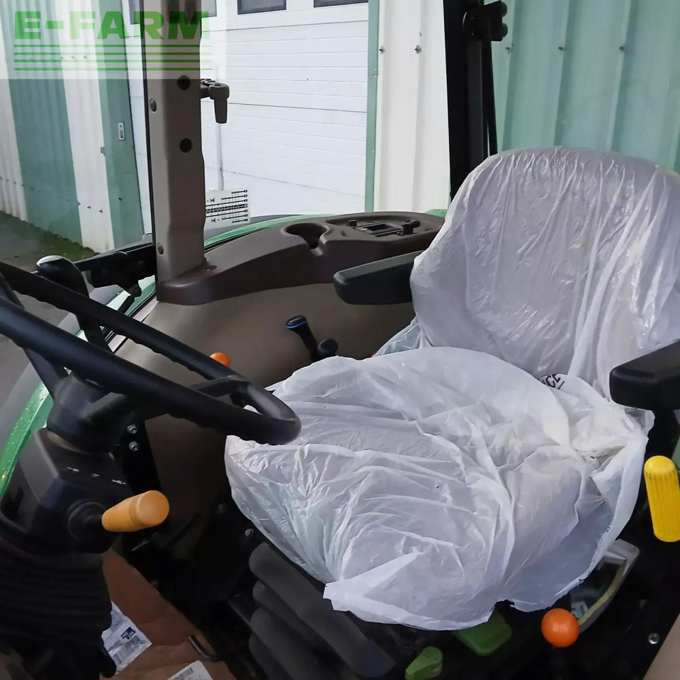 Farm tractor John Deere 6100d: picture 7 Farm tractor John Deere 6100d: picture 7