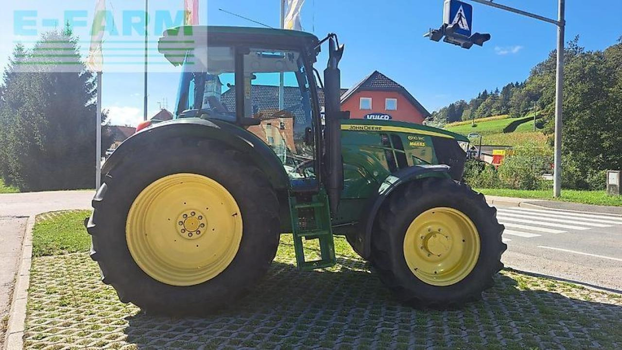 John Deere 6110rc - Farm tractor: picture 3 John Deere 6110rc - Farm tractor: picture 3