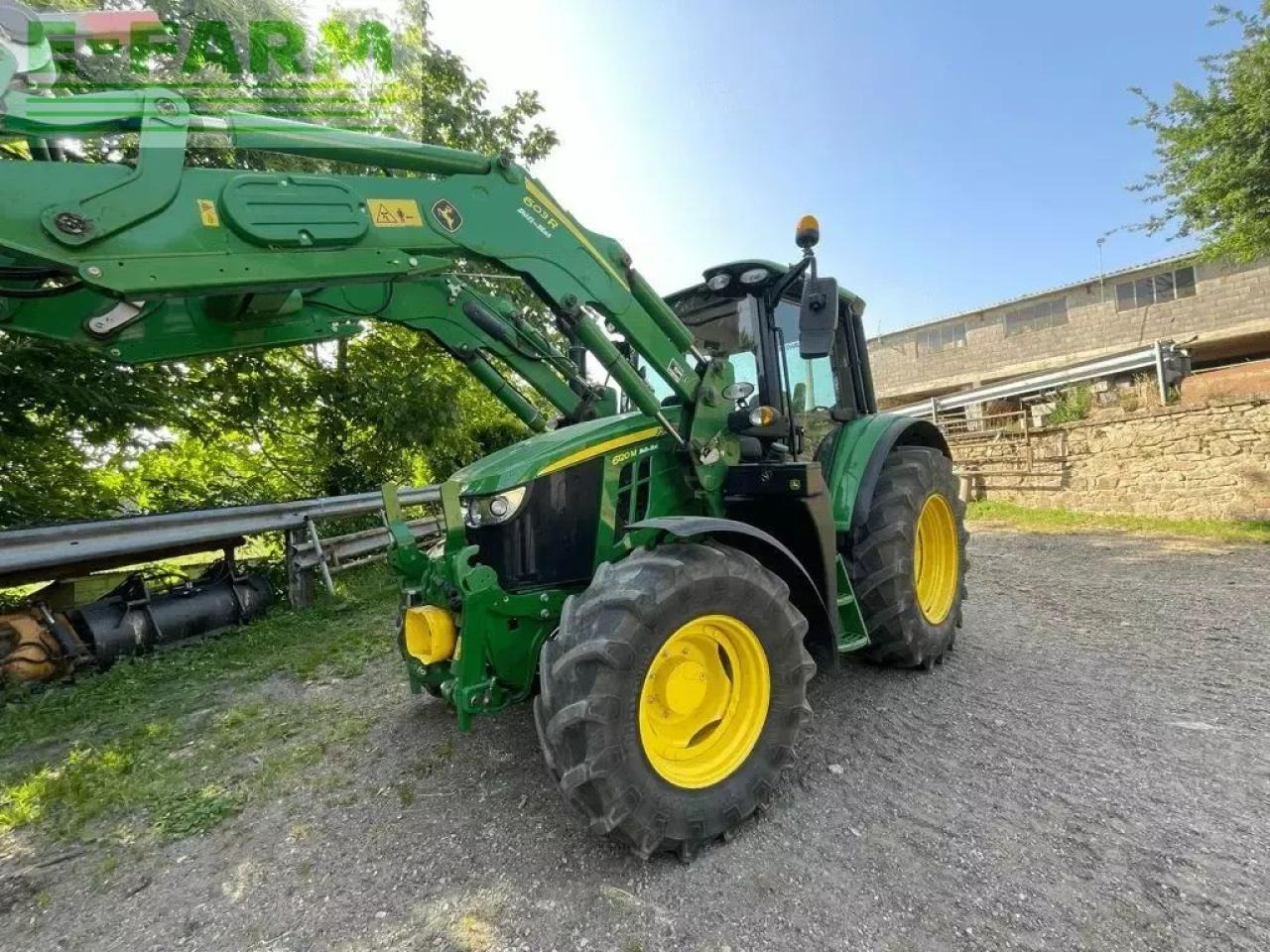 John Deere 6120 m - Farm tractor: picture 1 John Deere 6120 m - Farm tractor: picture 1