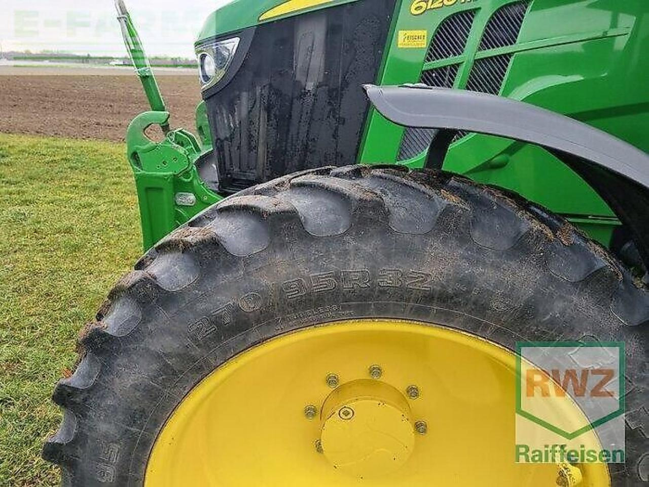 John Deere 6120 m - Farm tractor: picture 4 John Deere 6120 m - Farm tractor: picture 4