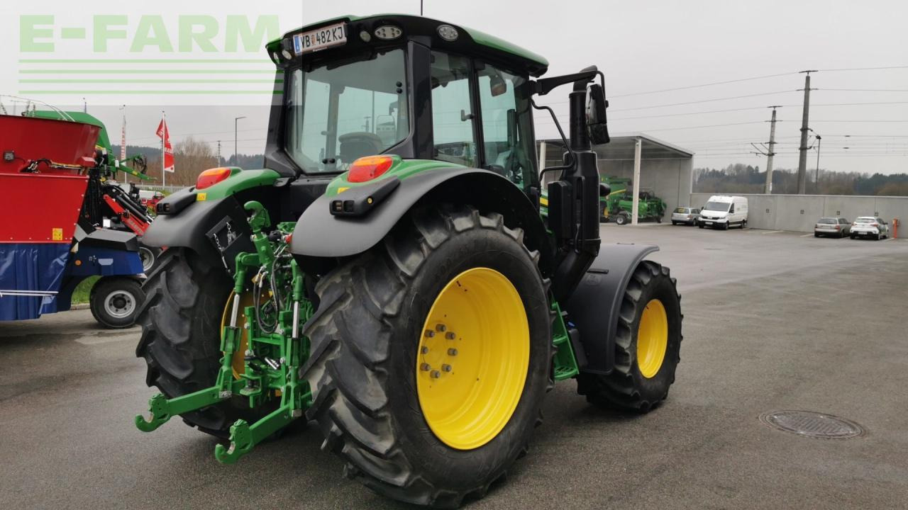 John Deere 6120M - Farm tractor: picture 3 John Deere 6120M - Farm tractor: picture 3