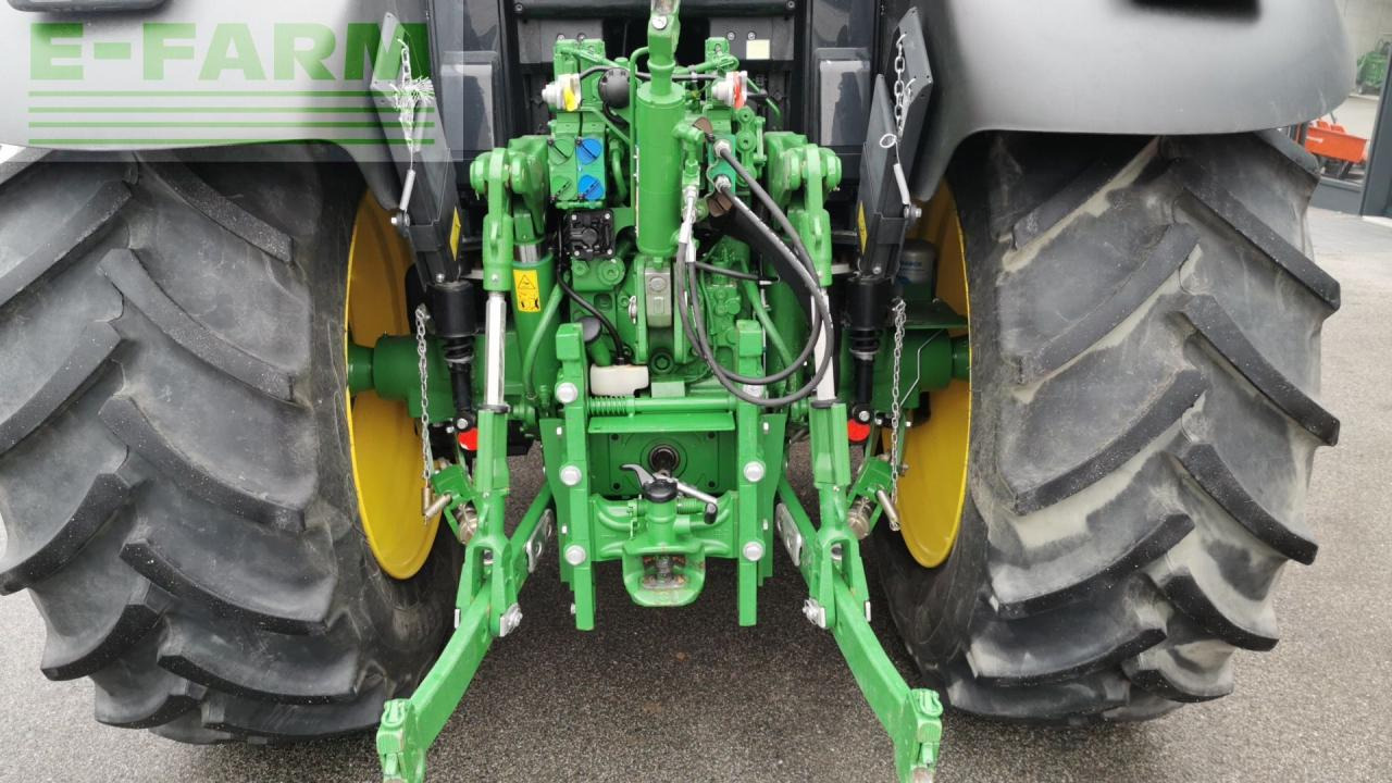 John Deere 6120M - Farm tractor: picture 4 John Deere 6120M - Farm tractor: picture 4