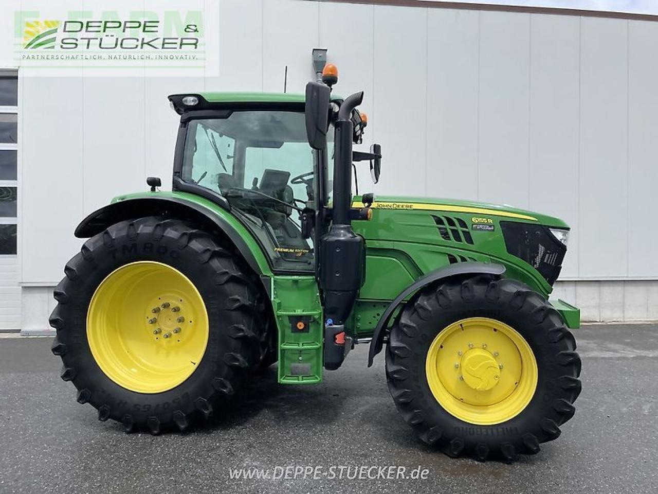 John Deere 6155r - Farm tractor: picture 3 John Deere 6155r - Farm tractor: picture 3