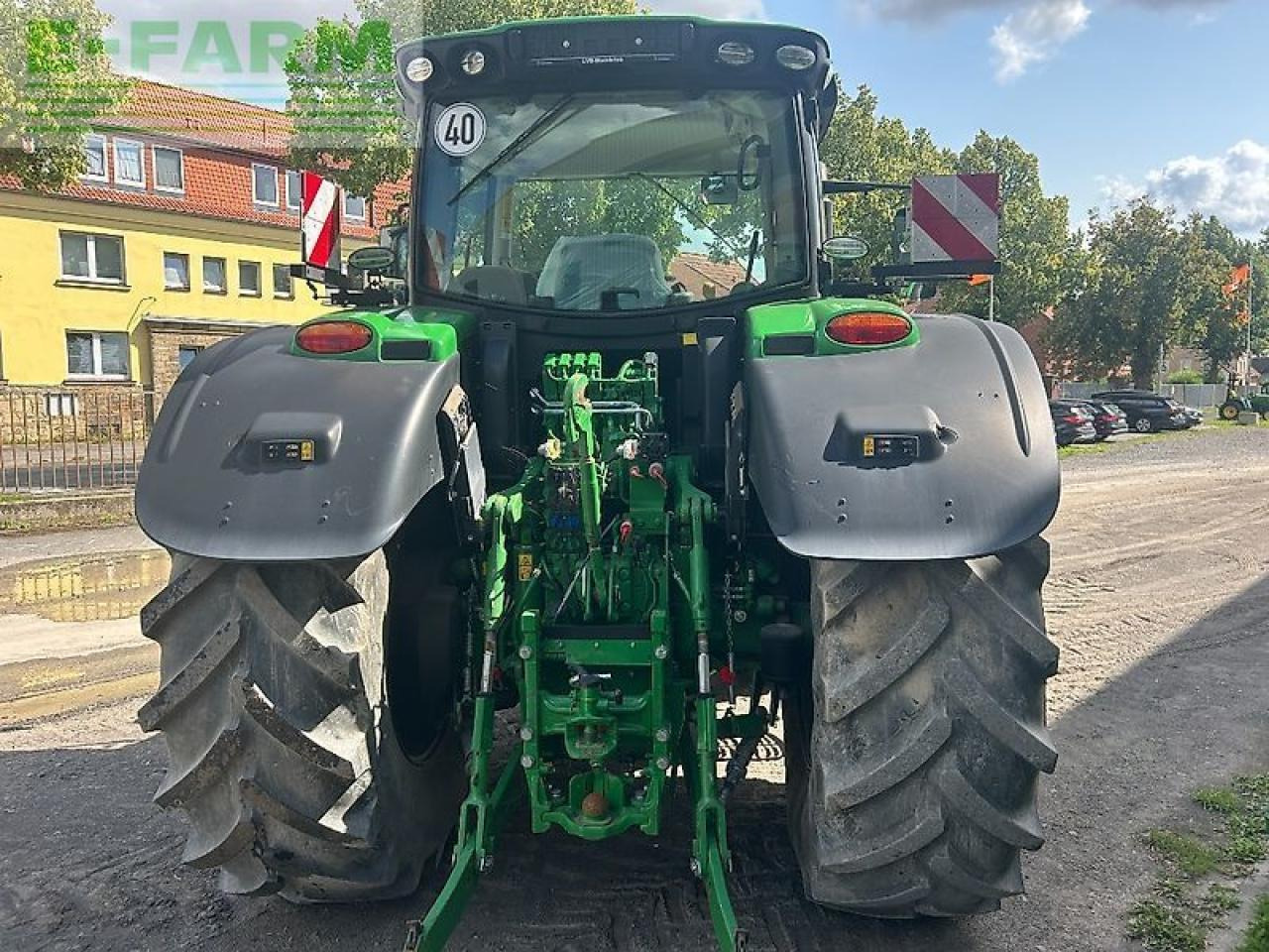 John Deere 6175r - Farm tractor: picture 5 John Deere 6175r - Farm tractor: picture 5