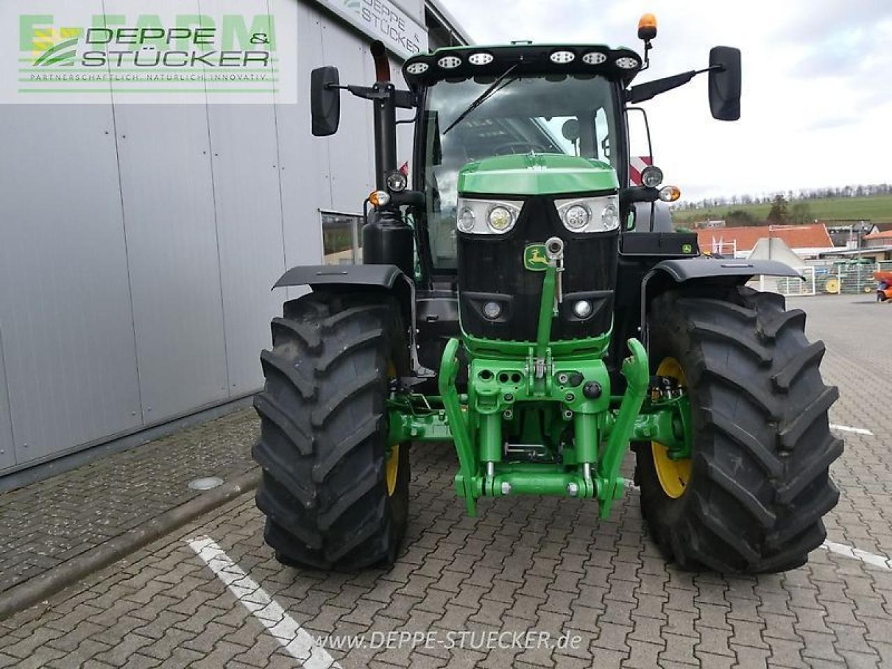 John Deere 6175r commandpro - Farm tractor: picture 2 John Deere 6175r commandpro - Farm tractor: picture 2