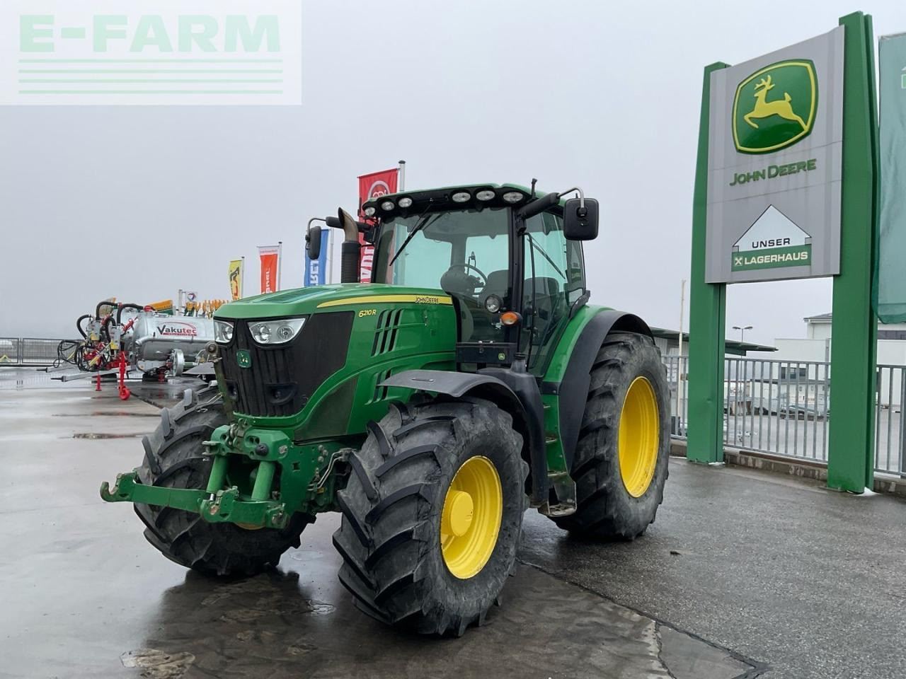 John Deere 6210R - Farm tractor: picture 1 John Deere 6210R - Farm tractor: picture 1