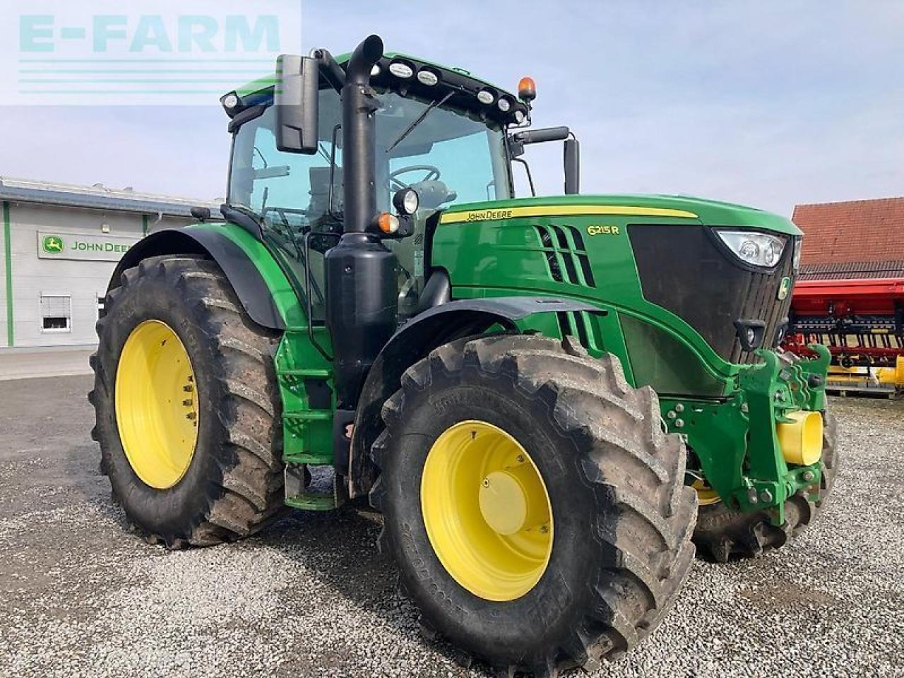 John Deere 6215r - Farm tractor: picture 3 John Deere 6215r - Farm tractor: picture 3
