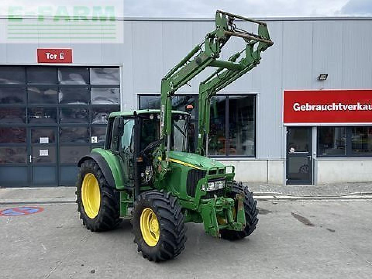 John Deere 6320 + fl - Farm tractor: picture 2 John Deere 6320 + fl - Farm tractor: picture 2