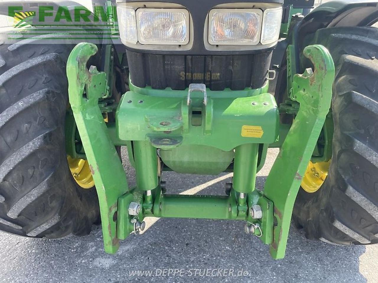 Farm tractor John Deere 6330 standard: picture 15