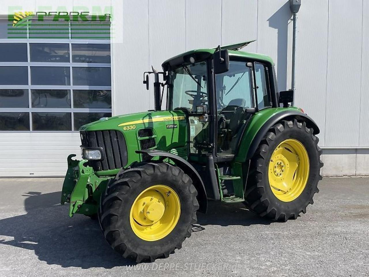 John Deere 6330 standard - Farm tractor: picture 1 John Deere 6330 standard - Farm tractor: picture 1